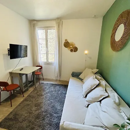 Apartment Le Saint Julien 1 - Basilique Reims